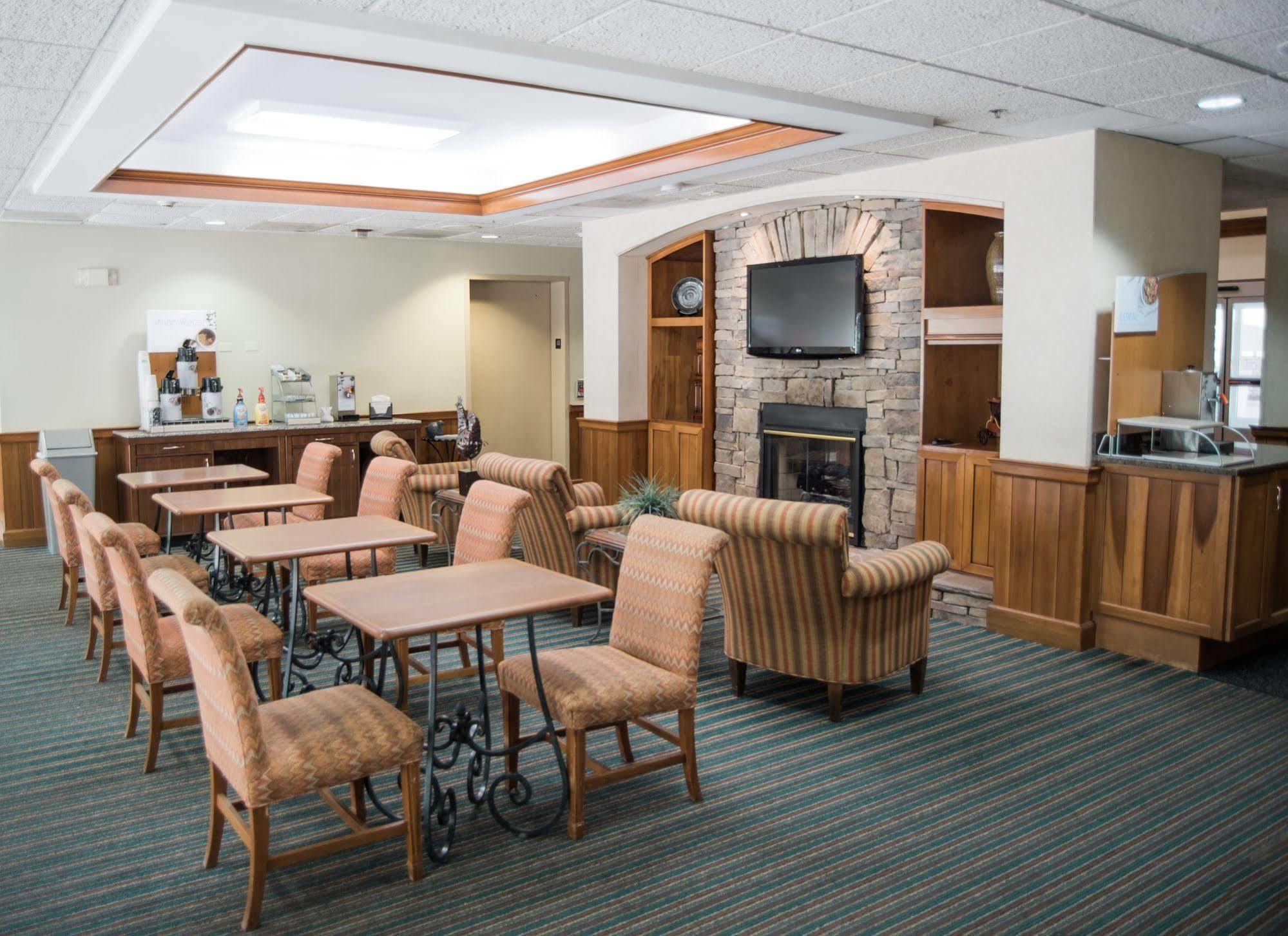 Holiday Inn Express Hotel & Suites Conover - Hickory Area By Ihg Экстерьер фото