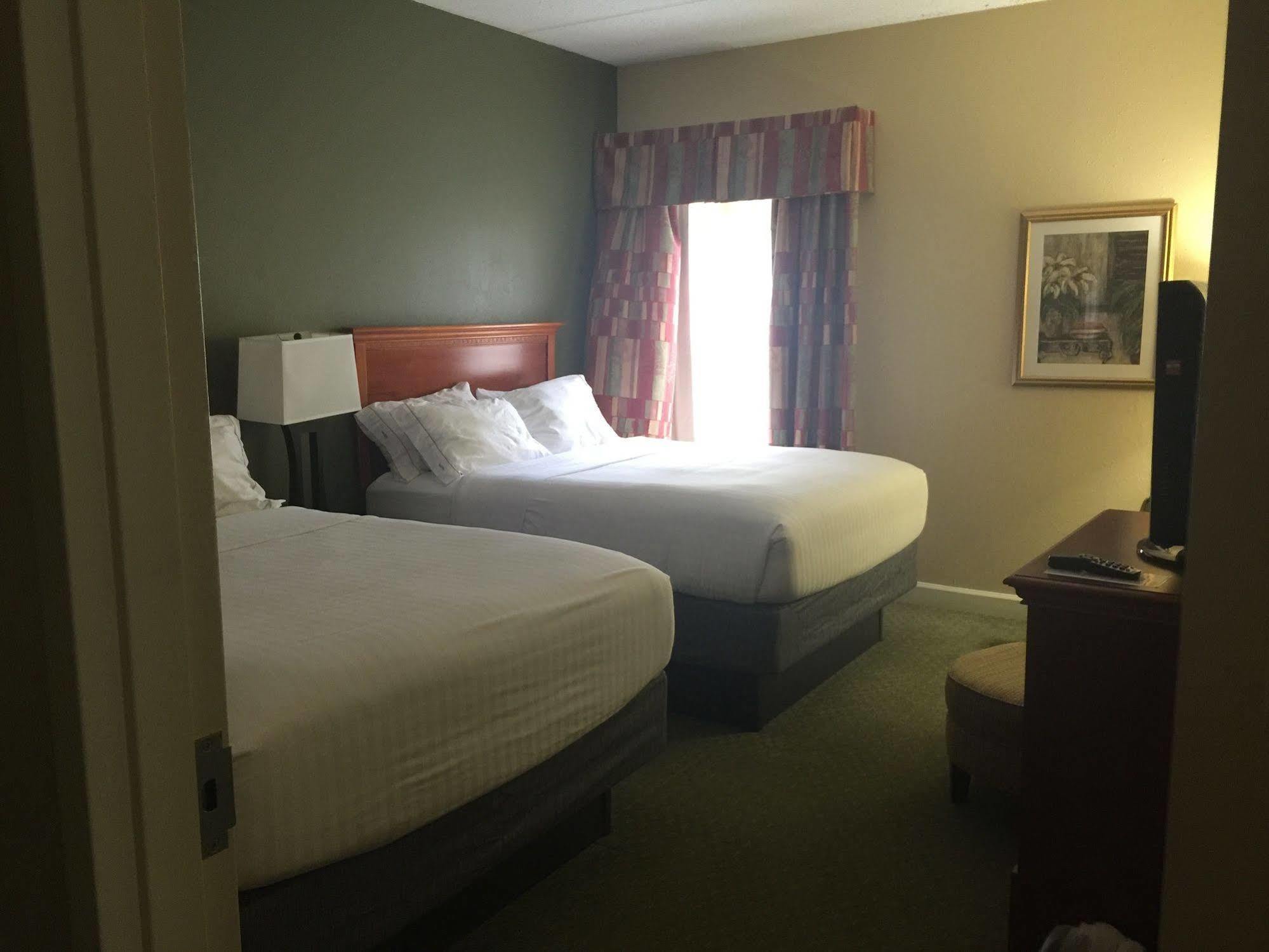 Holiday Inn Express Hotel & Suites Conover - Hickory Area By Ihg Экстерьер фото