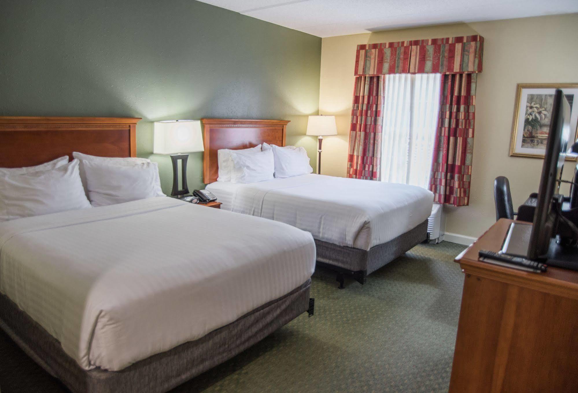 Holiday Inn Express Hotel & Suites Conover - Hickory Area By Ihg Экстерьер фото
